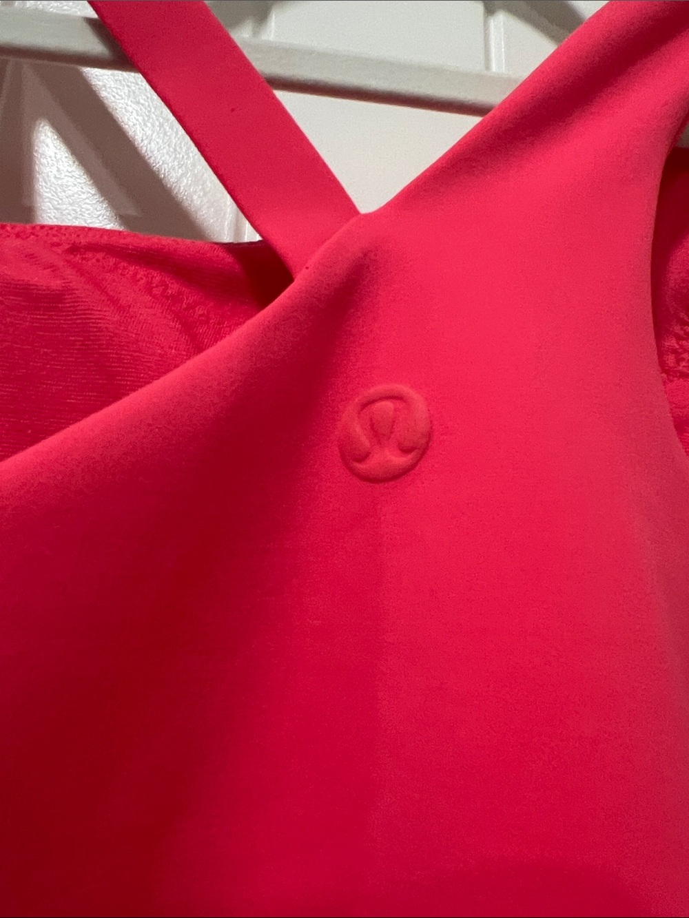 Lululemon Everlux Asymmetrical Tennis Tank Top Lip Gloss size 6 - Picture 8 of 11